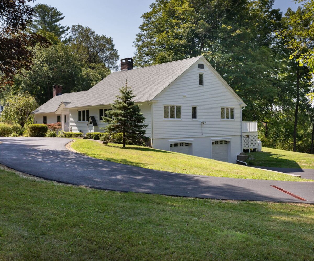 Lake House For Sale CT